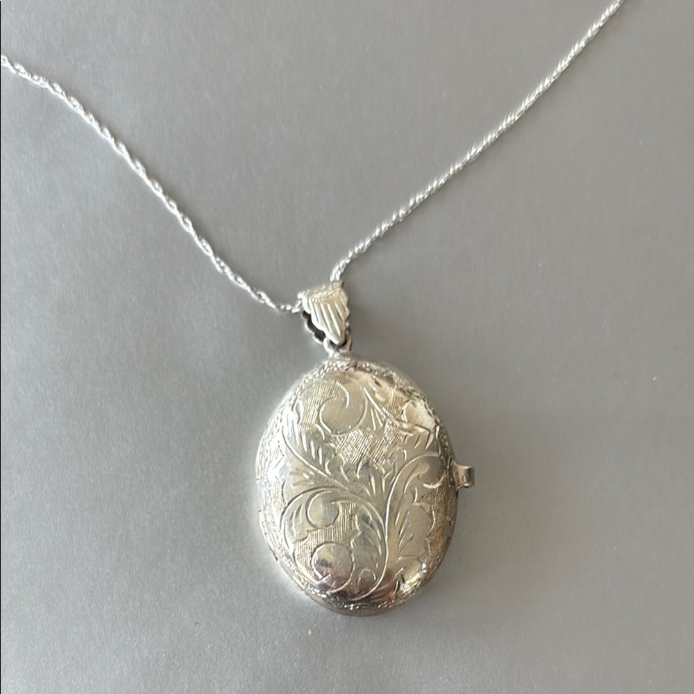 Vintage Silver Locket Necklace